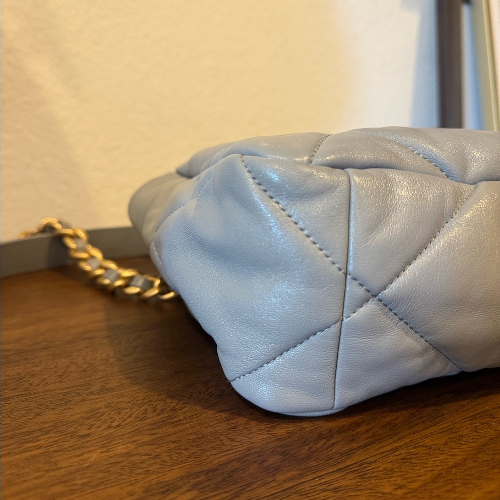 CHANEL 19 Grey Quilted Goatskin Medium Bag Ruthenium Silver Gold Hardware Purse - Picture 9 of 13
